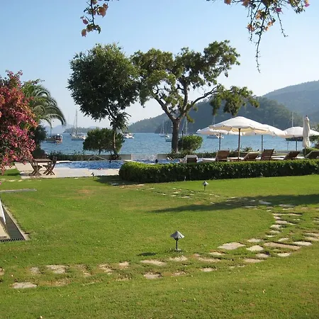 Safir Villas *