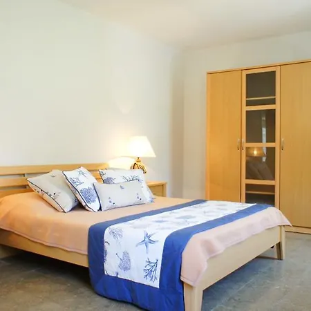 Apartment Goecek Safir